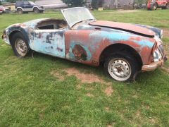 1956_mga_Roadster_Rolling_shell
